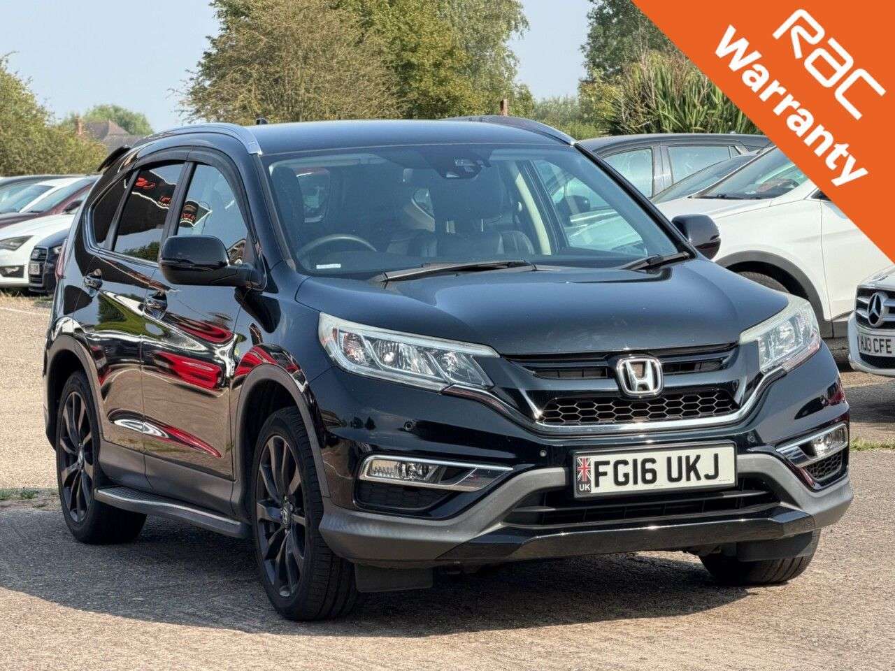 A 2016 HONDA CR-V 1.6 i-DTEC Black Edition SUV 5dr Diesel Manual 4WD Euro 6 (s/s) (160 ps) ** A 2016 HONDA CR-V 1.6 i-DTEC Black Edition SUV 5dr Diesel Manual 4WD Euro 6 (s/s) (160 ps) **