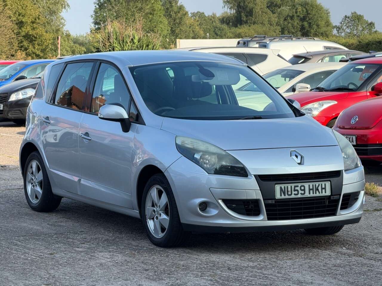 A 2009 RENAULT SCENIC 1.6 VVT Dynamique MPV 5dr Petrol Manual Euro 5 (110 ps) **HPI CLEAR~FRESH M A 2009 RENAULT SCENIC 1.6 VVT Dynamique MPV 5dr Petrol Manual Euro 5 (110 ps) **HPI CLEAR~FRESH M