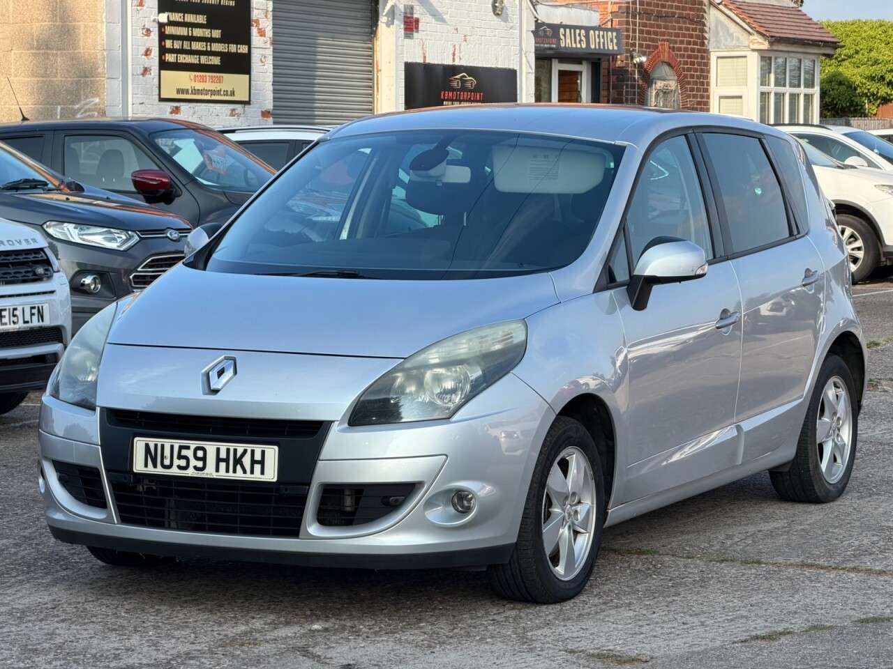 A 2009 RENAULT SCENIC 1.6 VVT Dynamique MPV 5dr Petrol Manual Euro 5 (110 ps) **HPI CLEAR~FRESH M A 2009 RENAULT SCENIC 1.6 VVT Dynamique MPV 5dr Petrol Manual Euro 5 (110 ps) **HPI CLEAR~FRESH M