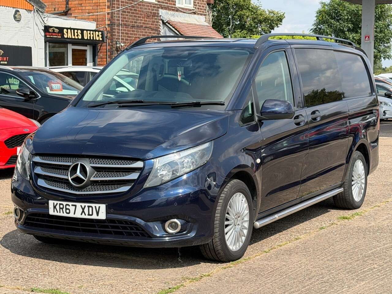 A 2017 MERCEDES-BENZ VITO 2.1 119 CDI BlueTEC Sport Crew Van Double Cab 5dr Diesel G-Tronic+ RWD L2 E A 2017 MERCEDES-BENZ VITO 2.1 119 CDI BlueTEC Sport Crew Van Double Cab 5dr Diesel G-Tronic+ RWD L2 E