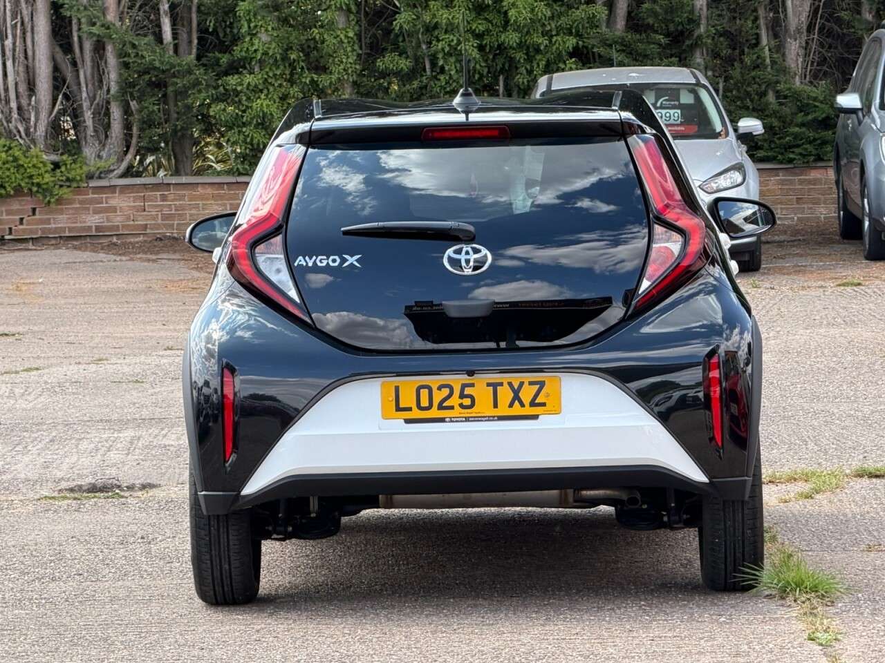 2025 TOYOTA AYGO X 2025 TOYOTA AYGO X