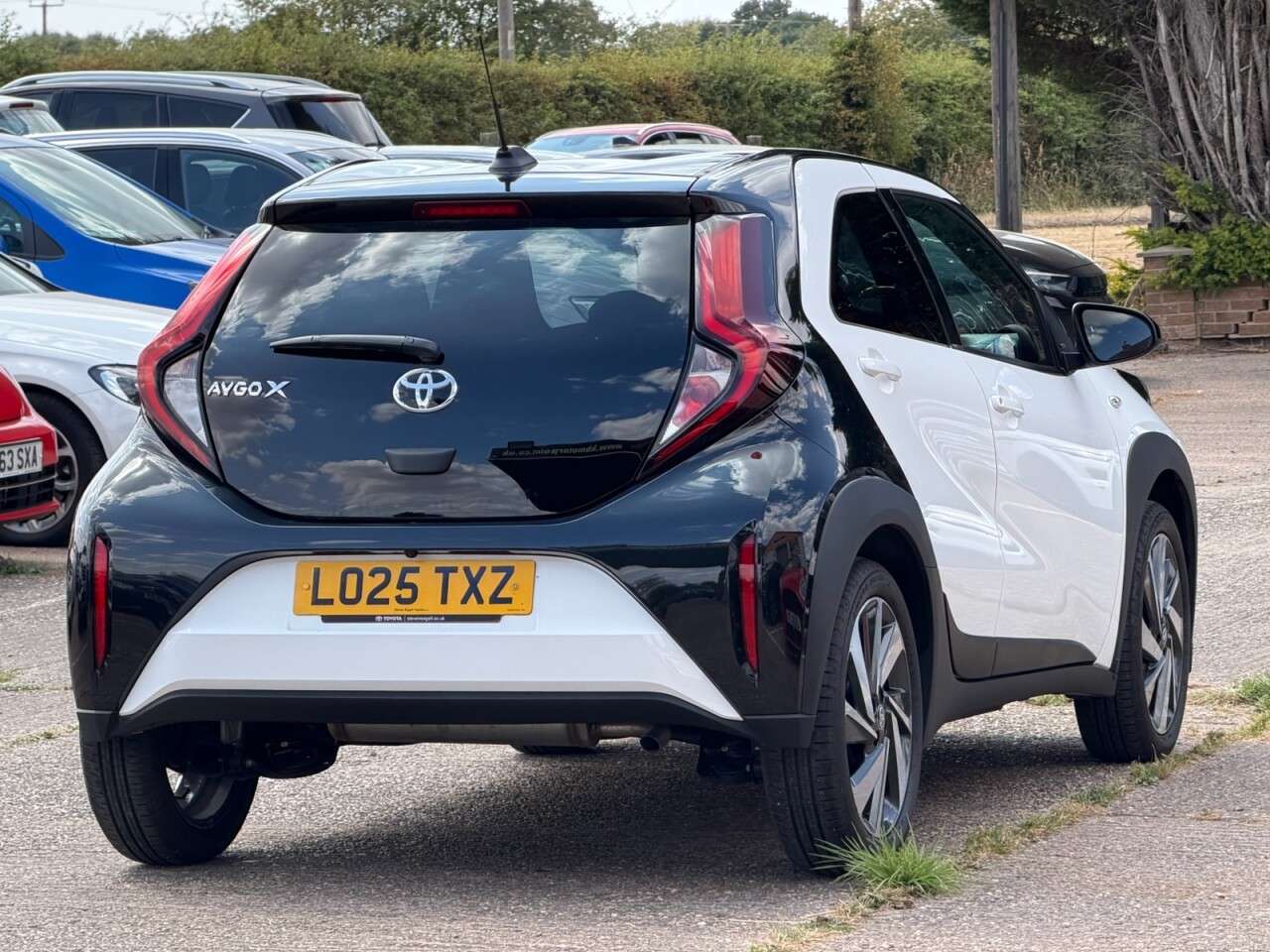 2025 TOYOTA AYGO X 2025 TOYOTA AYGO X