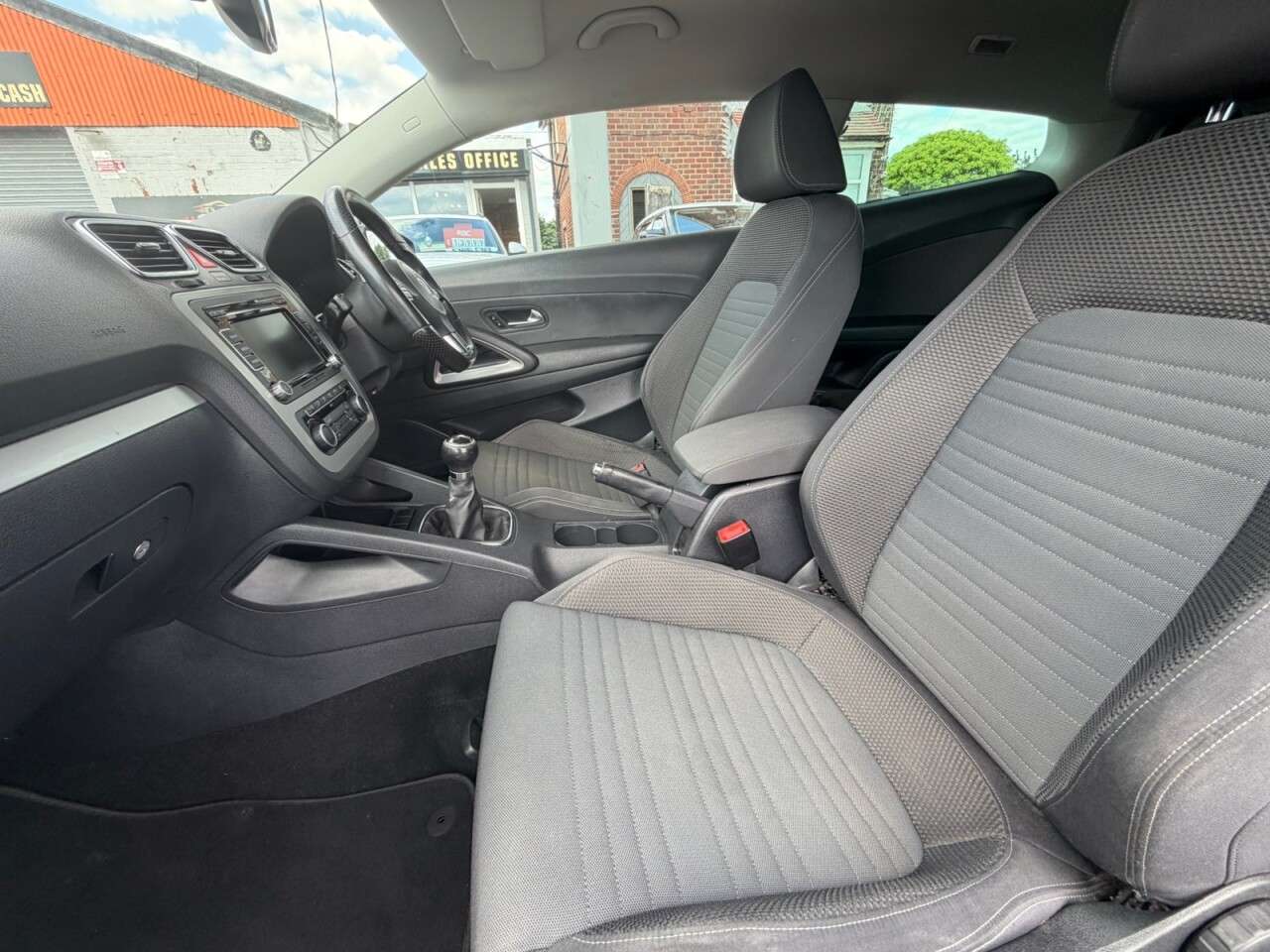2011 VOLKSWAGEN SCIROCCO 2011 VOLKSWAGEN SCIROCCO