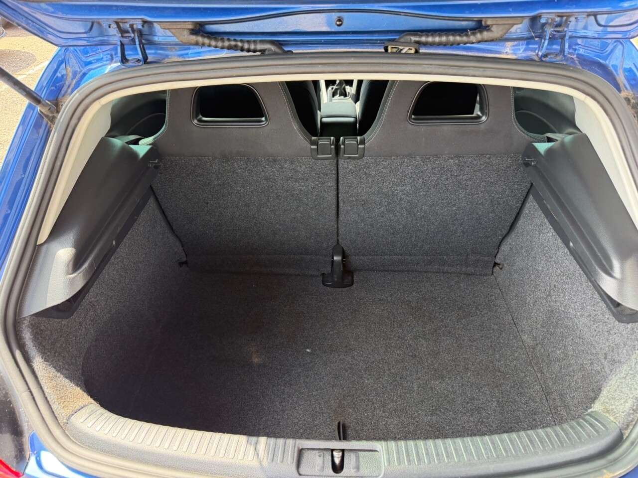 2011 VOLKSWAGEN SCIROCCO 2011 VOLKSWAGEN SCIROCCO