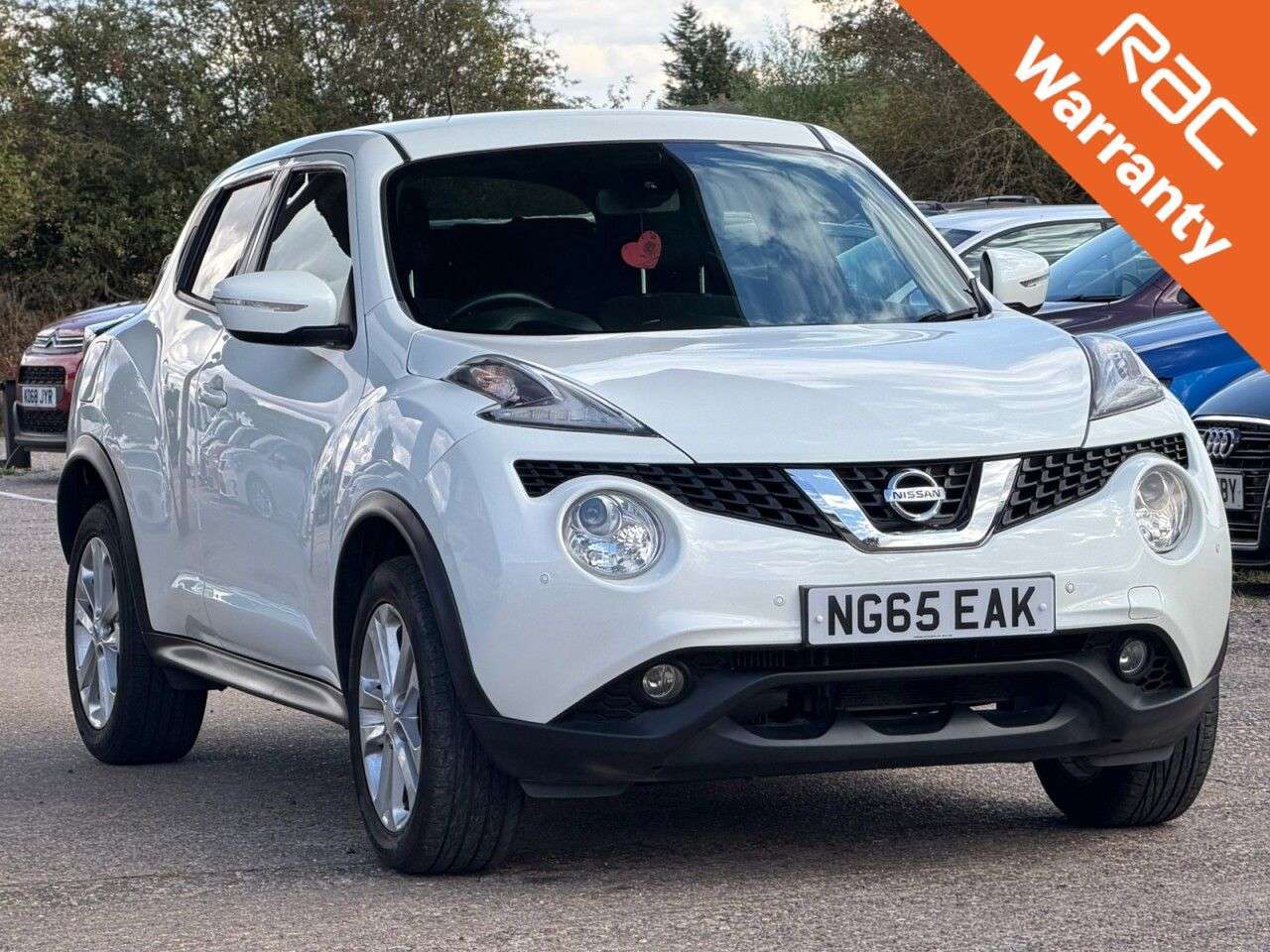 A 2016 NISSAN JUKE 1.2 DIG-T N-Connecta SUV 5dr Petrol Manual Euro 6 (s/s) (115 ps) **HPI CLEA A 2016 NISSAN JUKE 1.2 DIG-T N-Connecta SUV 5dr Petrol Manual Euro 6 (s/s) (115 ps) **HPI CLEA