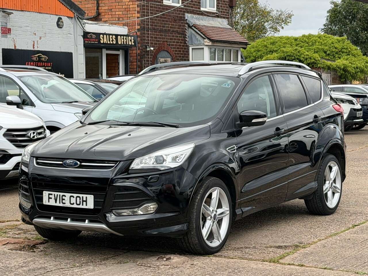 A 2016 FORD KUGA 2.0 TDCi Titanium X Sport SUV 5dr Diesel Manual 2WD Euro 6 (s/s) (150 ps) * A 2016 FORD KUGA 2.0 TDCi Titanium X Sport SUV 5dr Diesel Manual 2WD Euro 6 (s/s) (150 ps) *