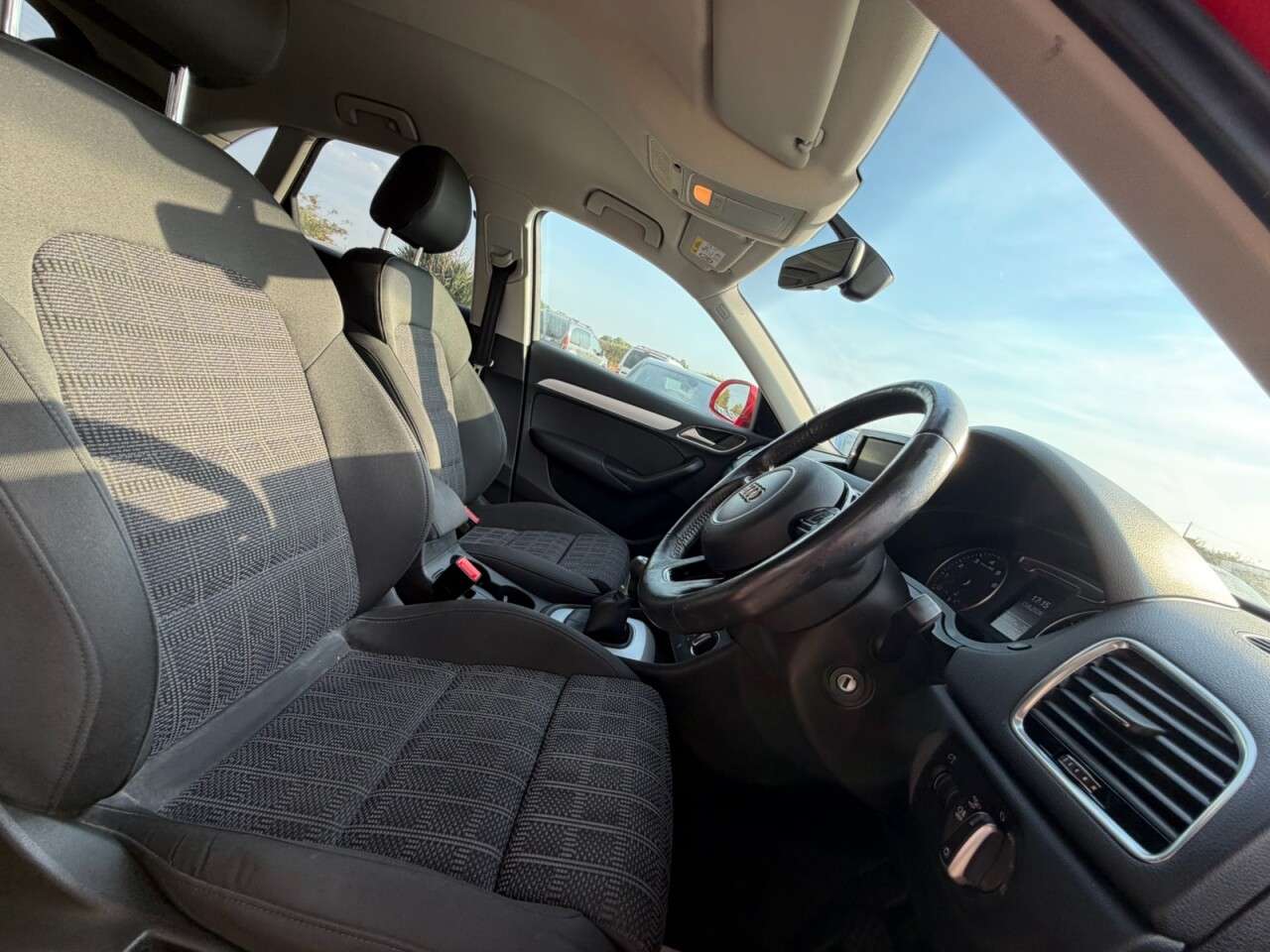 2017 AUDI Q3 2017 AUDI Q3