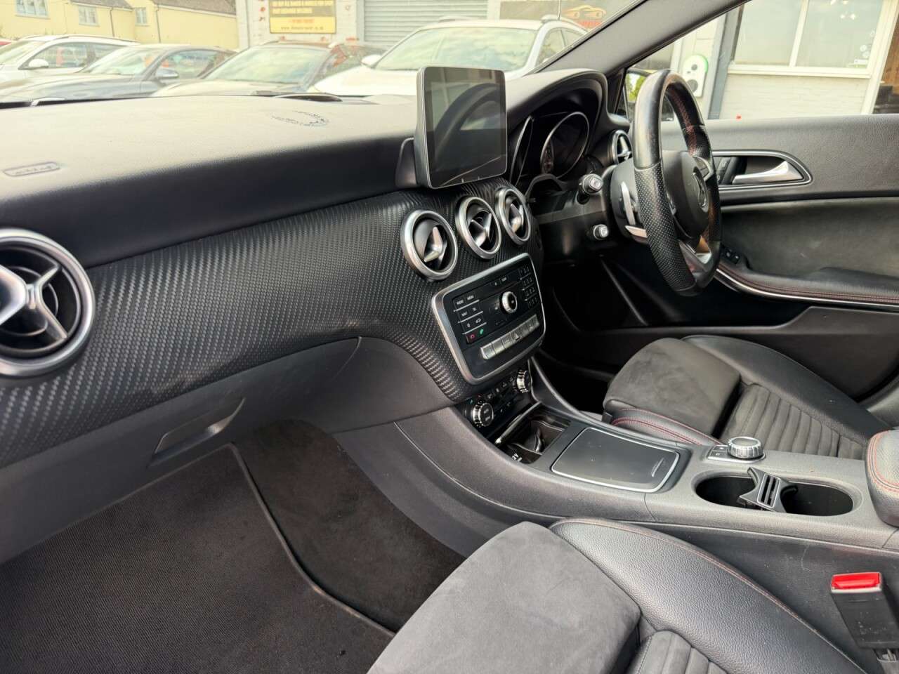2017 MERCEDES-BENZ A CLASS 2017 MERCEDES-BENZ A CLASS