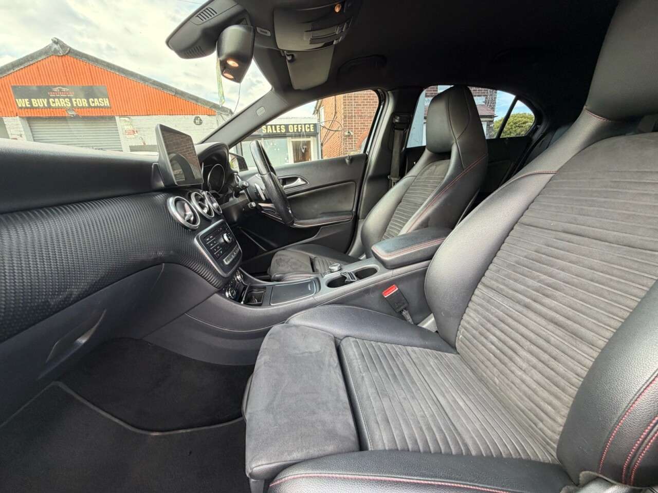 2017 MERCEDES-BENZ A CLASS 2017 MERCEDES-BENZ A CLASS