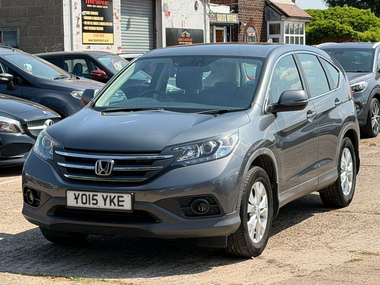 A 2015 HONDA CR-V 2.0 i-VTEC SE-T SUV 5dr Petrol Manual 4WD Euro 5 (s/s) (155 ps) **HPI CLEAR A 2015 HONDA CR-V 2.0 i-VTEC SE-T SUV 5dr Petrol Manual 4WD Euro 5 (s/s) (155 ps) **HPI CLEAR