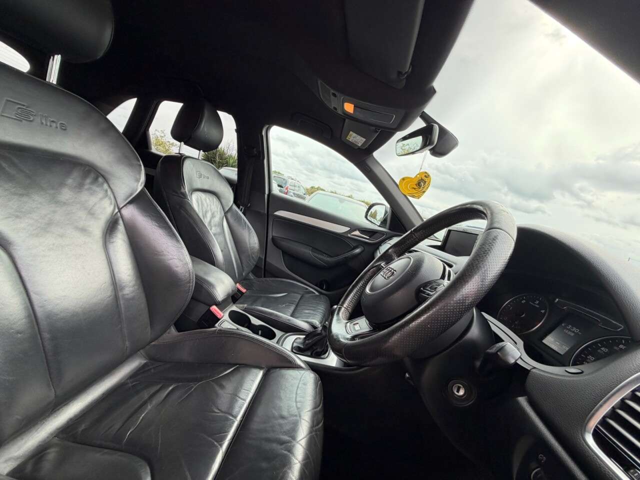 2015 AUDI Q3 2015 AUDI Q3