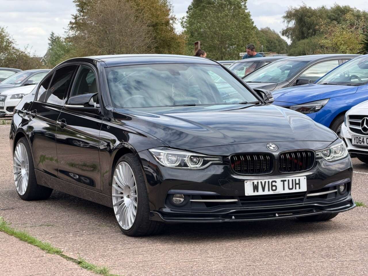 A 2016 BMW 3 SERIES 2.0 330e 7.6kWh Sport Saloon 4dr Petrol Plug-in Hybrid Auto Euro 6 (s/s) (2 A 2016 BMW 3 SERIES 2.0 330e 7.6kWh Sport Saloon 4dr Petrol Plug-in Hybrid Auto Euro 6 (s/s) (2