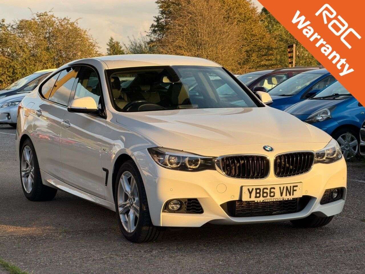 A 2017 BMW 3 SERIES GRAN TURISMO 3.0 335d M Sport GT 5dr Diesel Auto xDrive Euro 6 (s/s) (313 ps) **HPI CLEA A 2017 BMW 3 SERIES GRAN TURISMO 3.0 335d M Sport GT 5dr Diesel Auto xDrive Euro 6 (s/s) (313 ps) **HPI CLEA