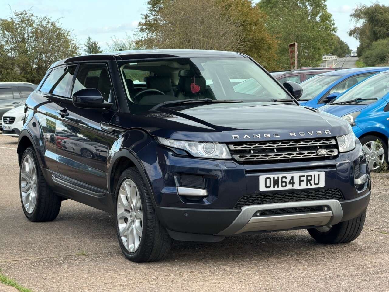 A 2014 LAND ROVER RANGE ROVER EVOQUE 2.2 SD4 Pure Tech Coupe 3dr Diesel Manual 4WD Euro 5 (s/s) (190 ps) **HPI C A 2014 LAND ROVER RANGE ROVER EVOQUE 2.2 SD4 Pure Tech Coupe 3dr Diesel Manual 4WD Euro 5 (s/s) (190 ps) **HPI C