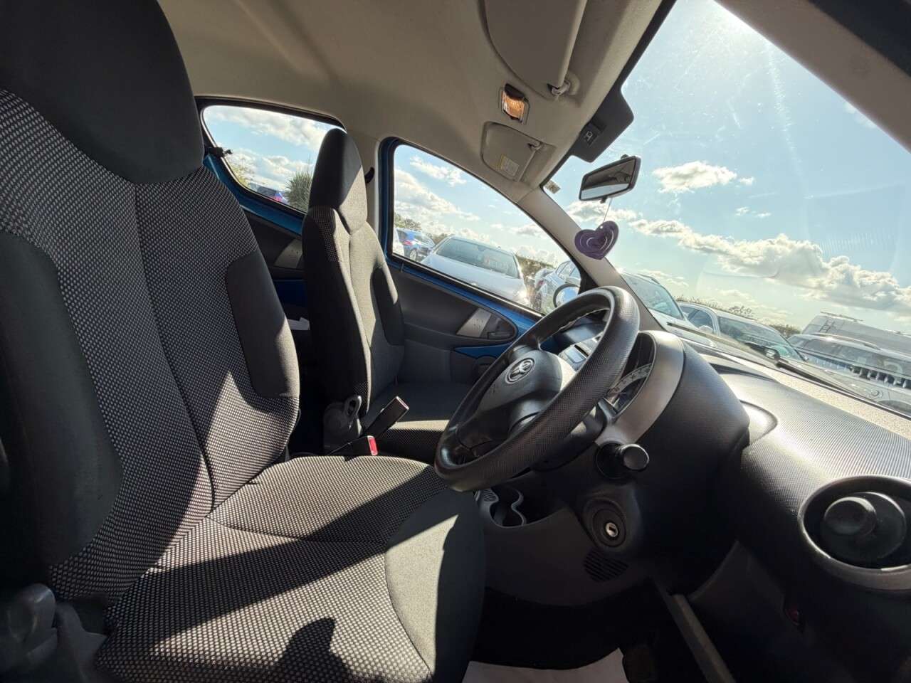 2011 TOYOTA AYGO 2011 TOYOTA AYGO