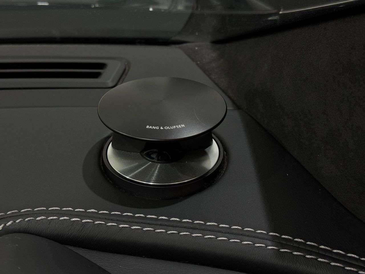 2017 ASTON MARTIN VANQUISH 2017 ASTON MARTIN VANQUISH