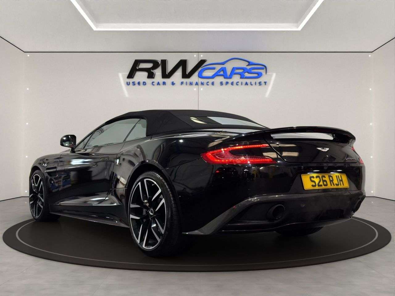 2017 ASTON MARTIN VANQUISH 2017 ASTON MARTIN VANQUISH