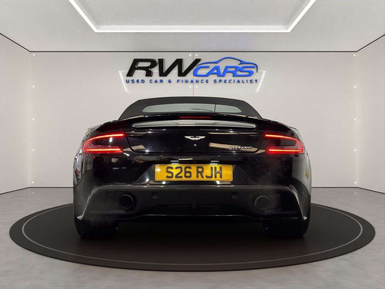 2017 ASTON MARTIN VANQUISH 2017 ASTON MARTIN VANQUISH