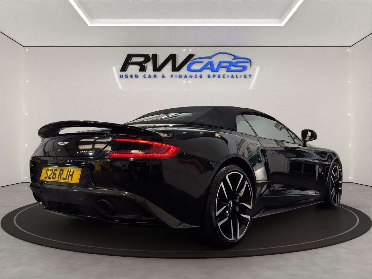 2017 ASTON MARTIN VANQUISH 2017 ASTON MARTIN VANQUISH