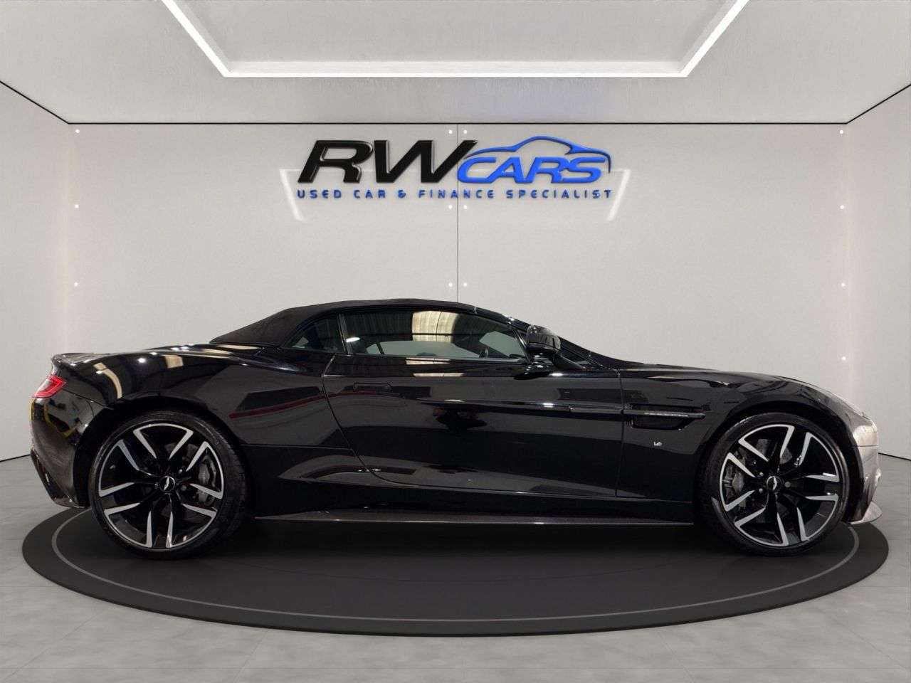 2017 ASTON MARTIN VANQUISH 2017 ASTON MARTIN VANQUISH