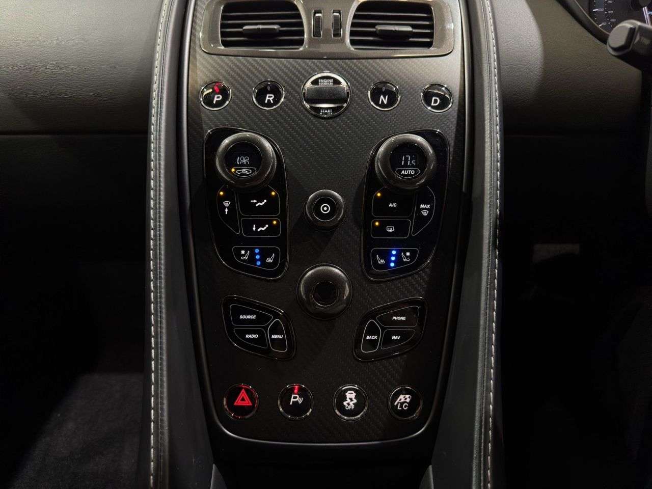 2017 ASTON MARTIN VANQUISH 2017 ASTON MARTIN VANQUISH