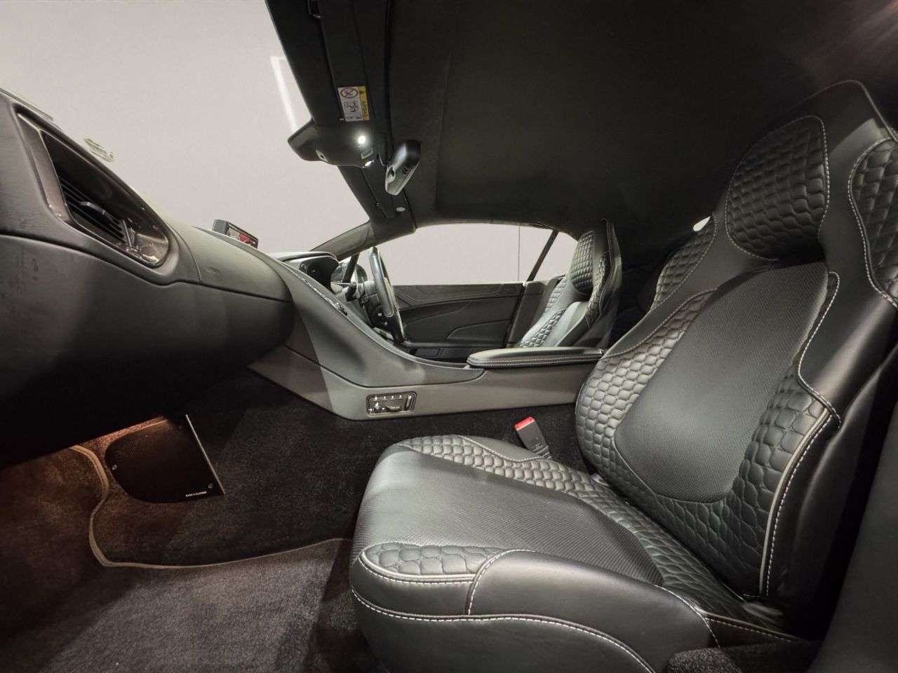 2017 ASTON MARTIN VANQUISH 2017 ASTON MARTIN VANQUISH