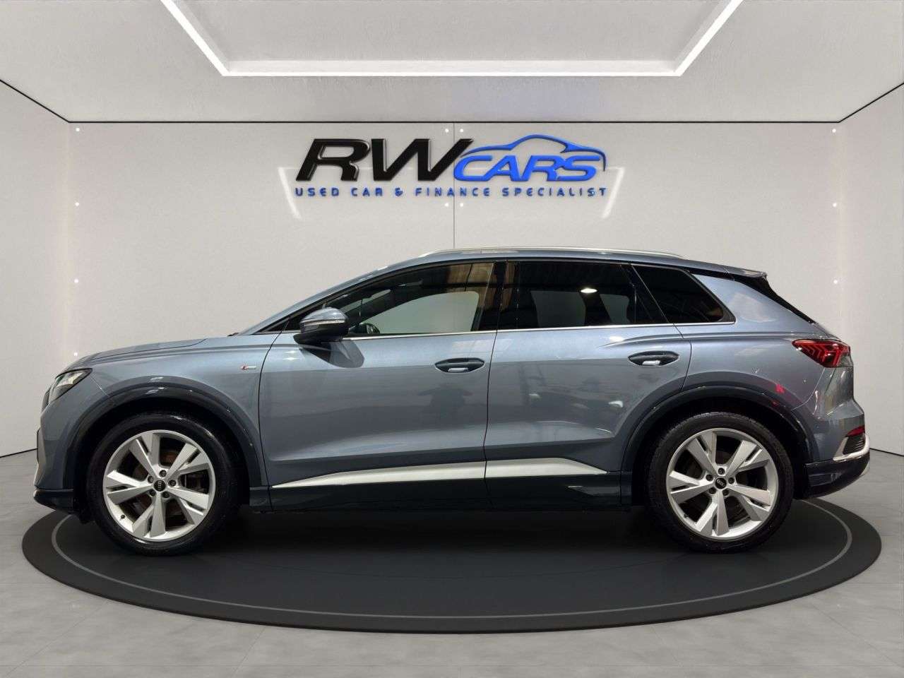 2021 AUDI Q4 E-TRON 2021 AUDI Q4 E-TRON