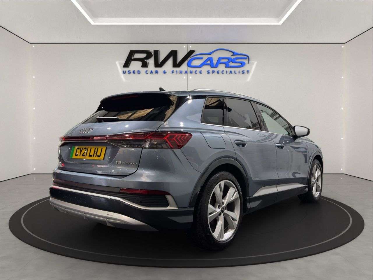 2021 AUDI Q4 E-TRON 2021 AUDI Q4 E-TRON