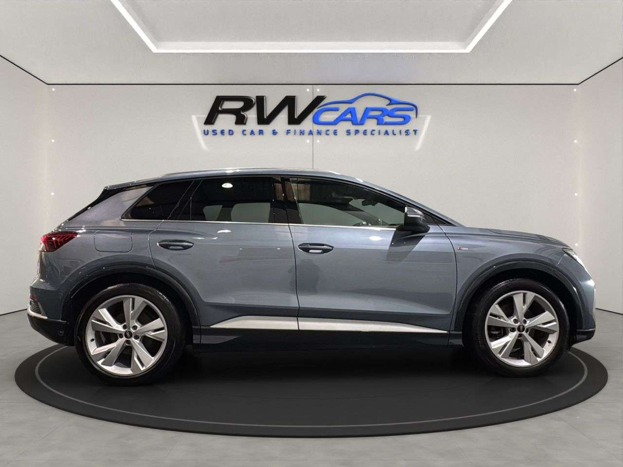 2021 AUDI Q4 E-TRON 2021 AUDI Q4 E-TRON