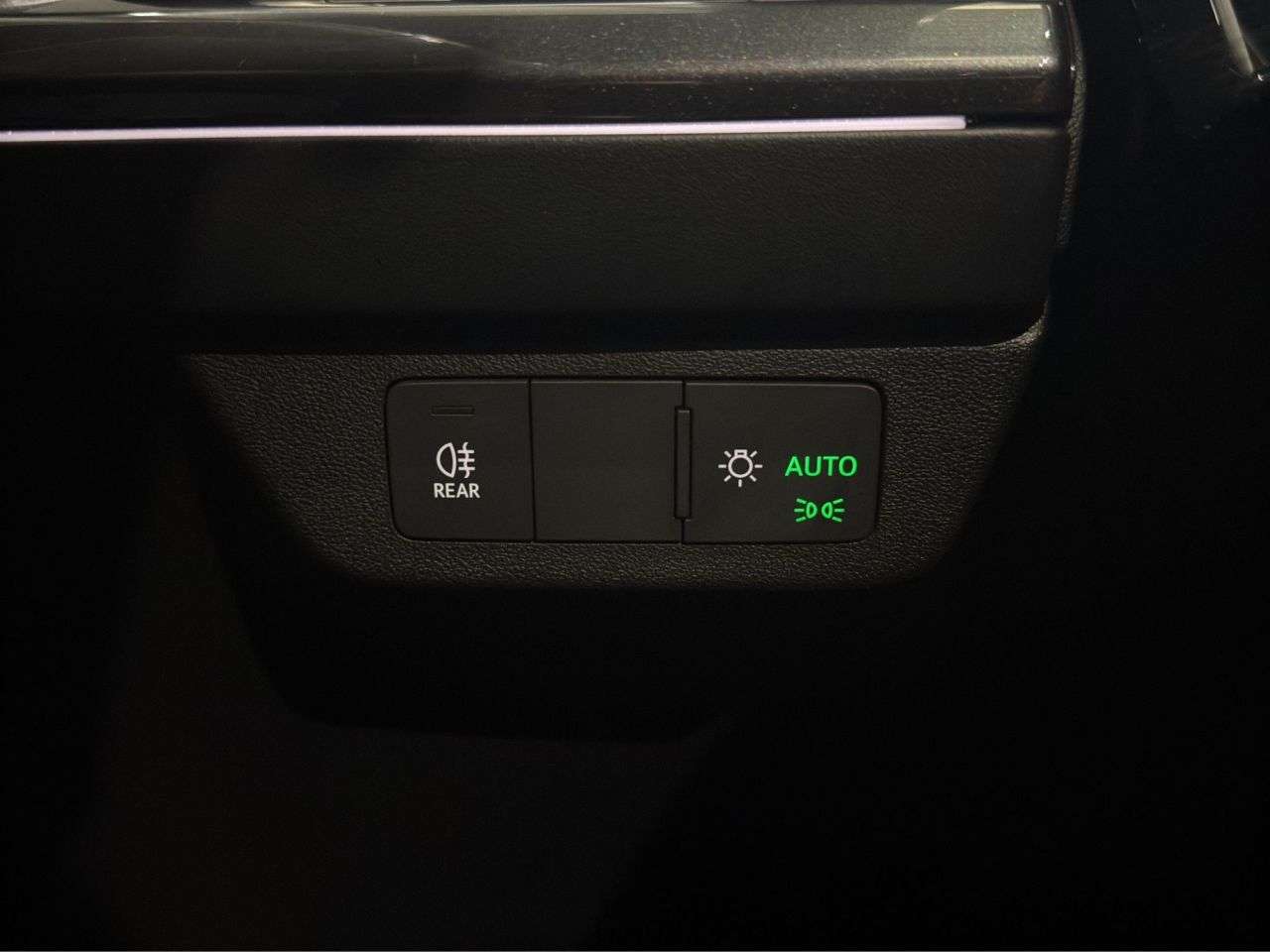 2021 AUDI Q4 E-TRON 2021 AUDI Q4 E-TRON