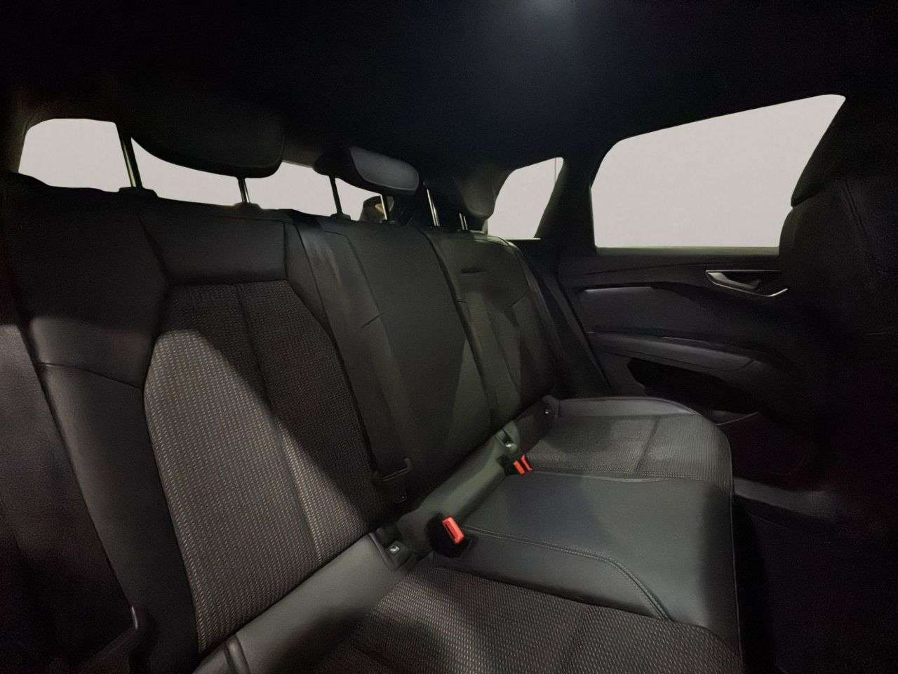 2021 AUDI Q4 E-TRON 2021 AUDI Q4 E-TRON