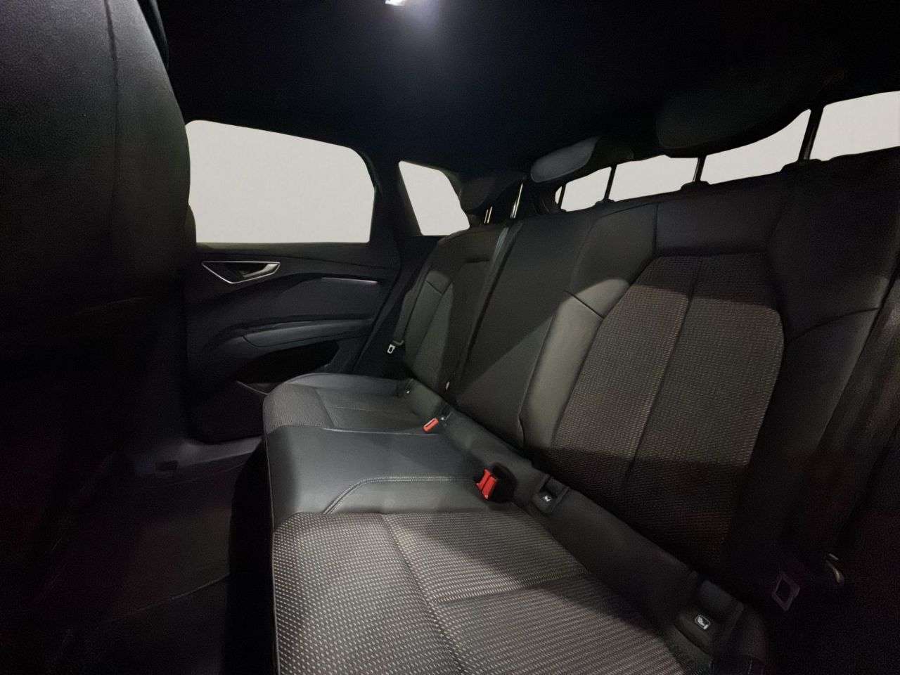 2021 AUDI Q4 E-TRON 2021 AUDI Q4 E-TRON