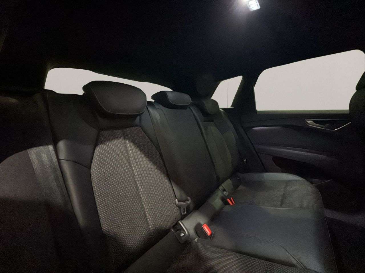 2021 AUDI Q4 E-TRON 2021 AUDI Q4 E-TRON