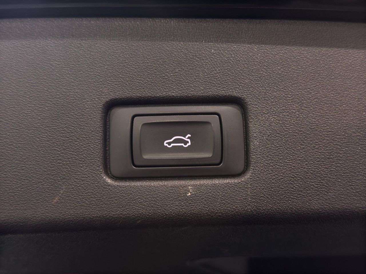 2021 AUDI Q4 E-TRON 2021 AUDI Q4 E-TRON