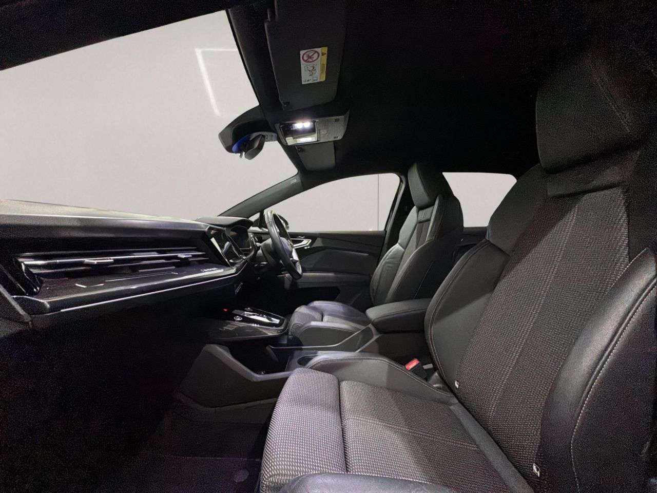 2021 AUDI Q4 E-TRON 2021 AUDI Q4 E-TRON