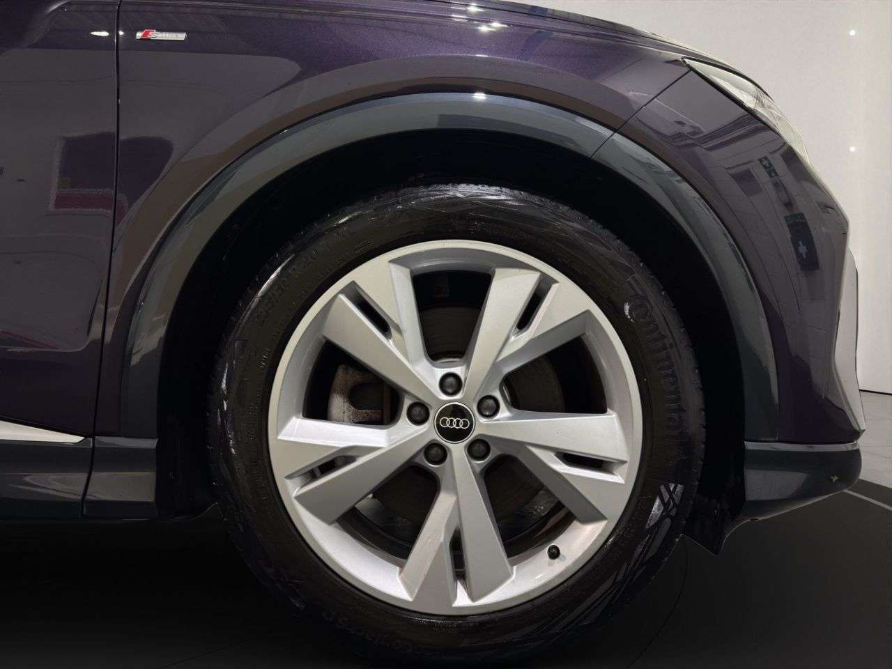 2021 AUDI Q4 E-TRON 2021 AUDI Q4 E-TRON