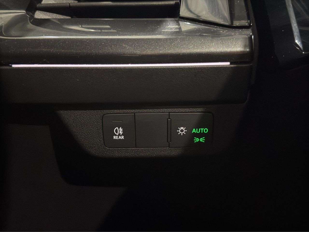 2021 AUDI Q4 E-TRON 2021 AUDI Q4 E-TRON