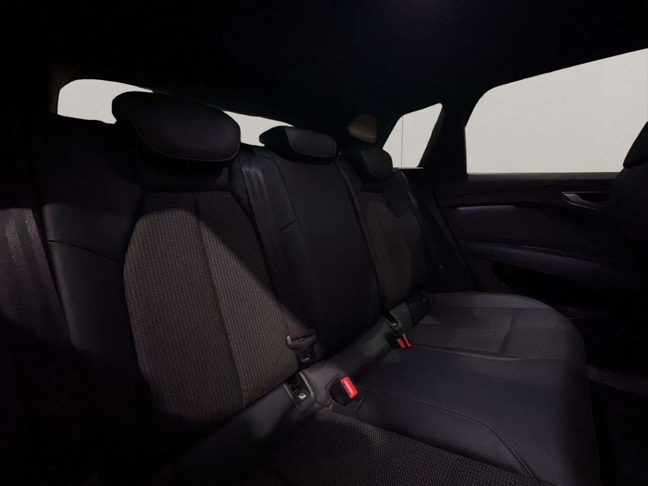 2021 AUDI Q4 E-TRON 2021 AUDI Q4 E-TRON