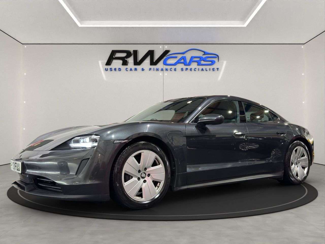 2021 PORSCHE TAYCAN 2021 PORSCHE TAYCAN