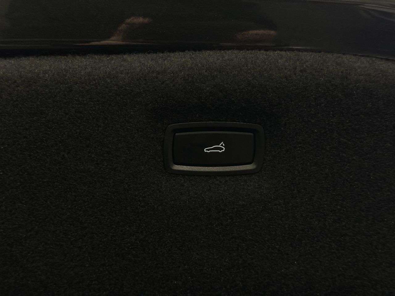 2021 PORSCHE TAYCAN 2021 PORSCHE TAYCAN