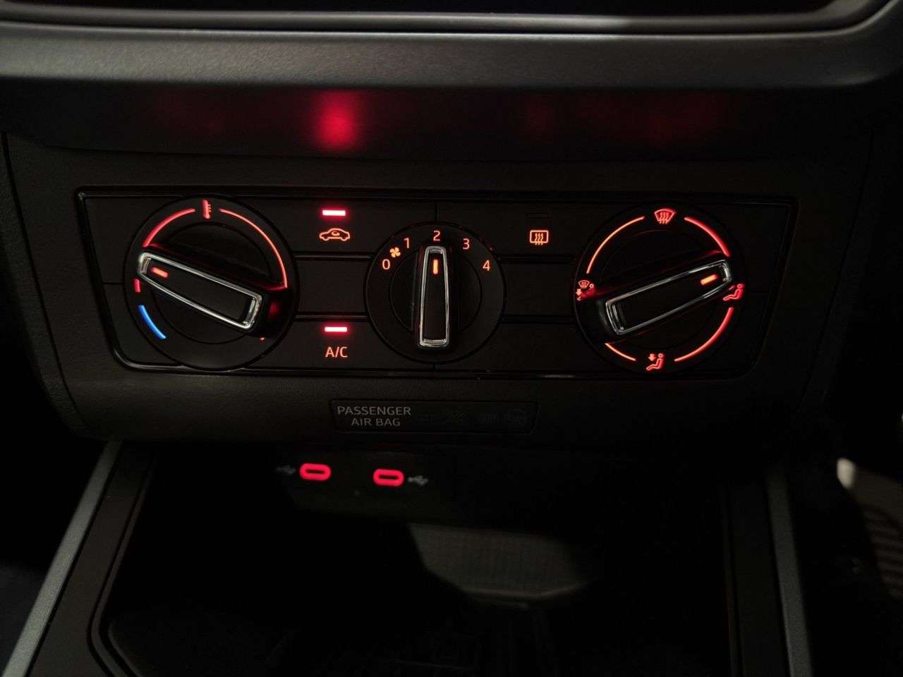 2021 SEAT ARONA 2021 SEAT ARONA