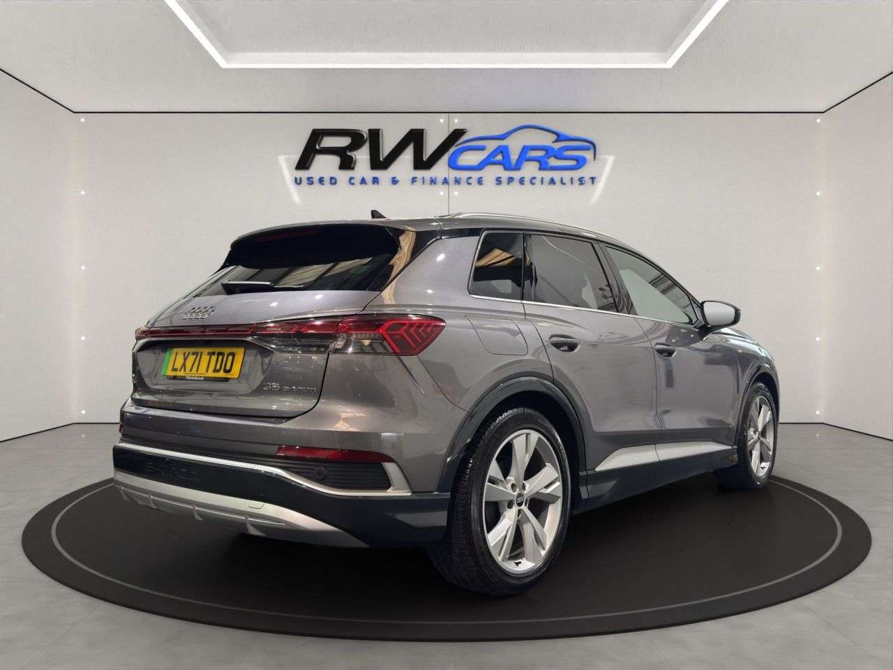 2021 AUDI Q4 E-TRON 2021 AUDI Q4 E-TRON