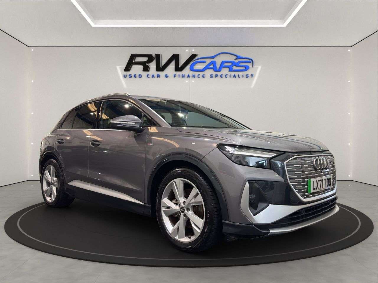 2021 AUDI Q4 E-TRON 2021 AUDI Q4 E-TRON