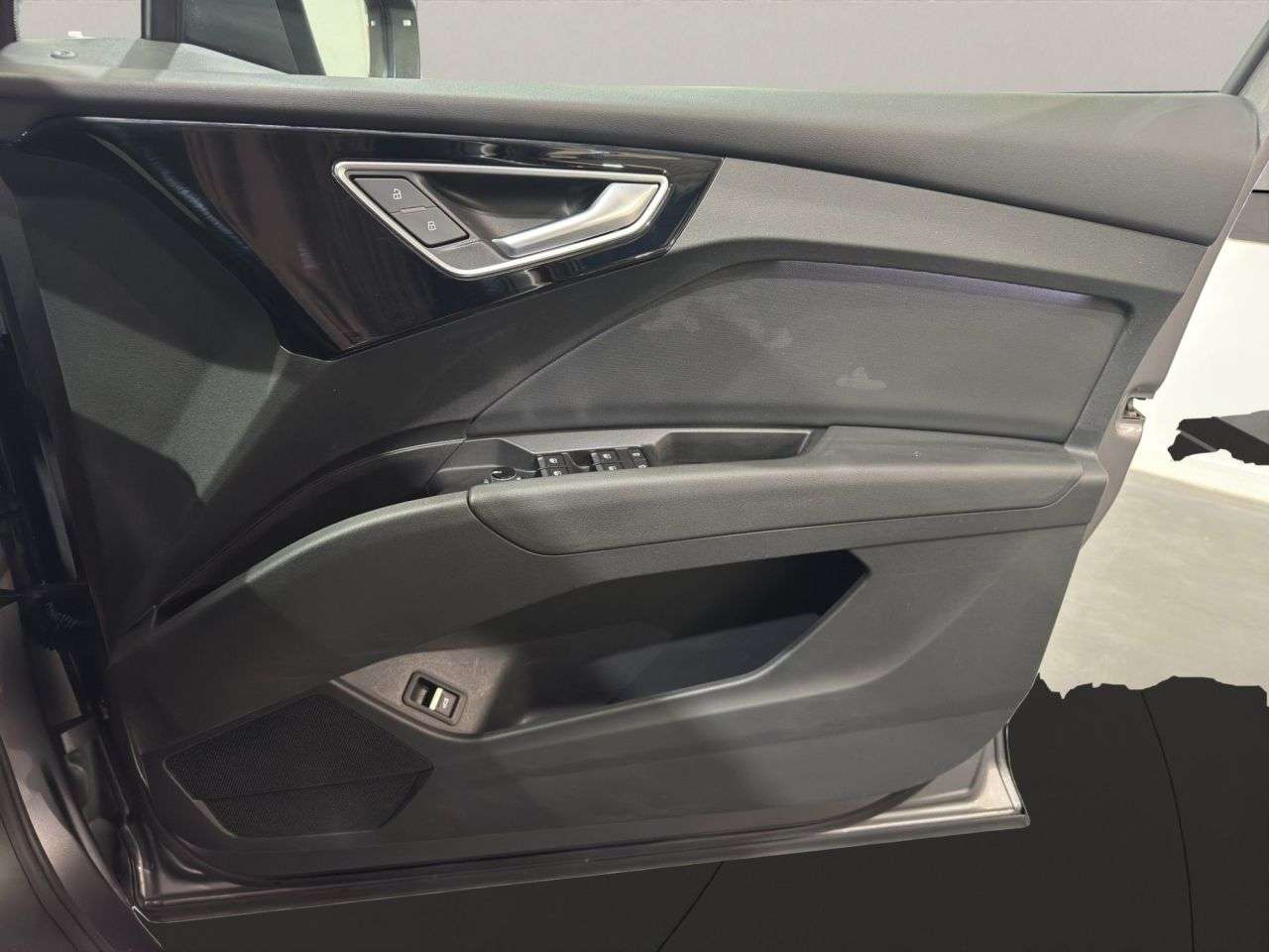 2021 AUDI Q4 E-TRON 2021 AUDI Q4 E-TRON