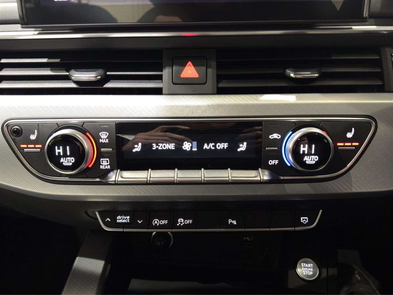 2022 AUDI A4 2022 AUDI A4