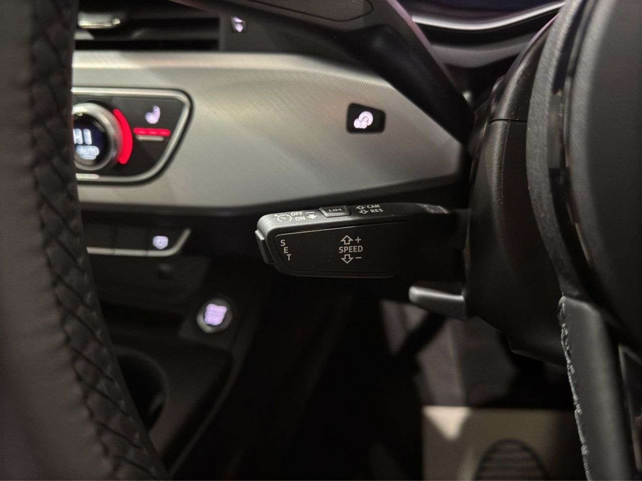 2022 AUDI A4 2022 AUDI A4