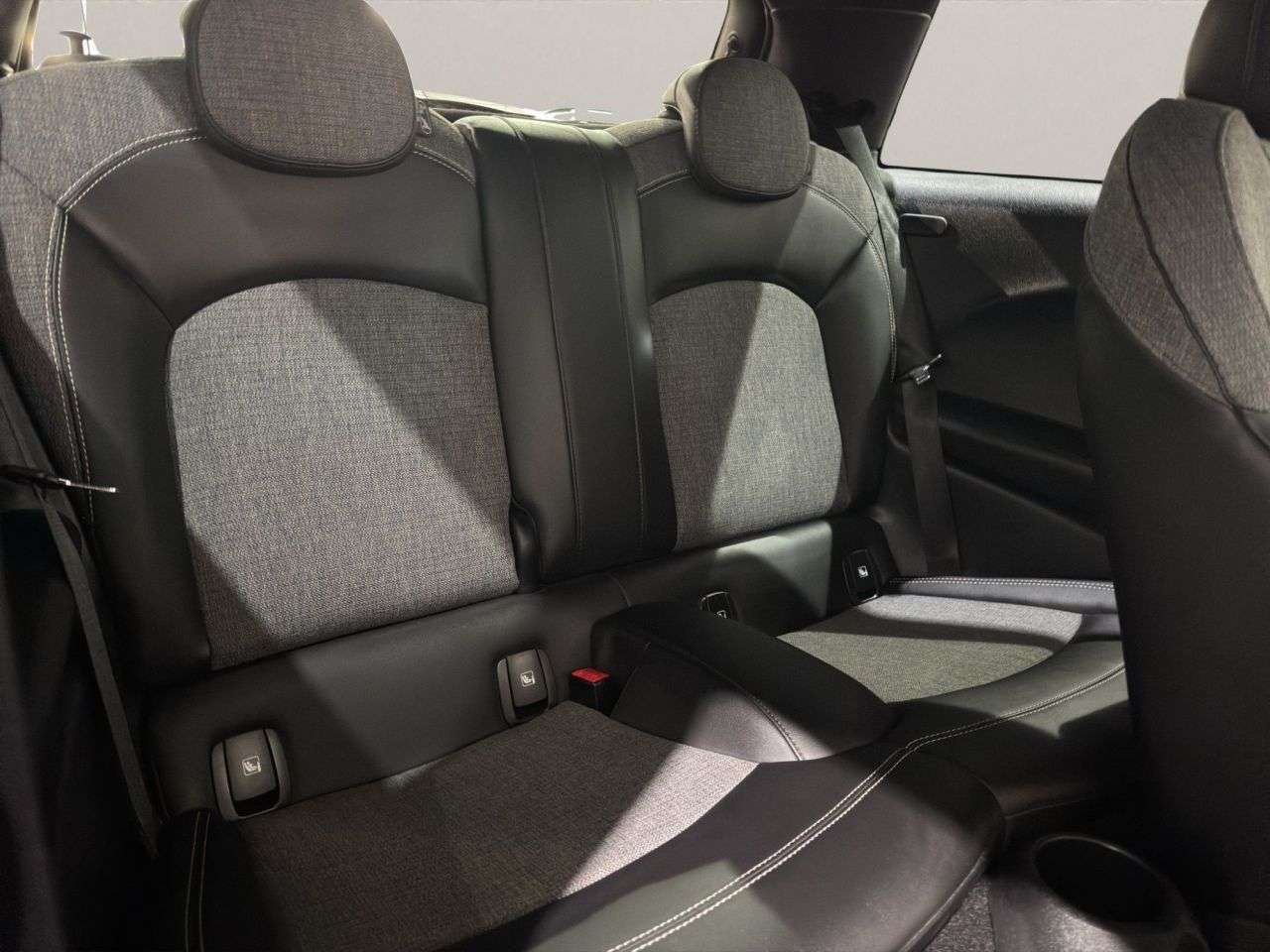 2022 MINI ELECTRIC HATCH 2022 MINI ELECTRIC HATCH