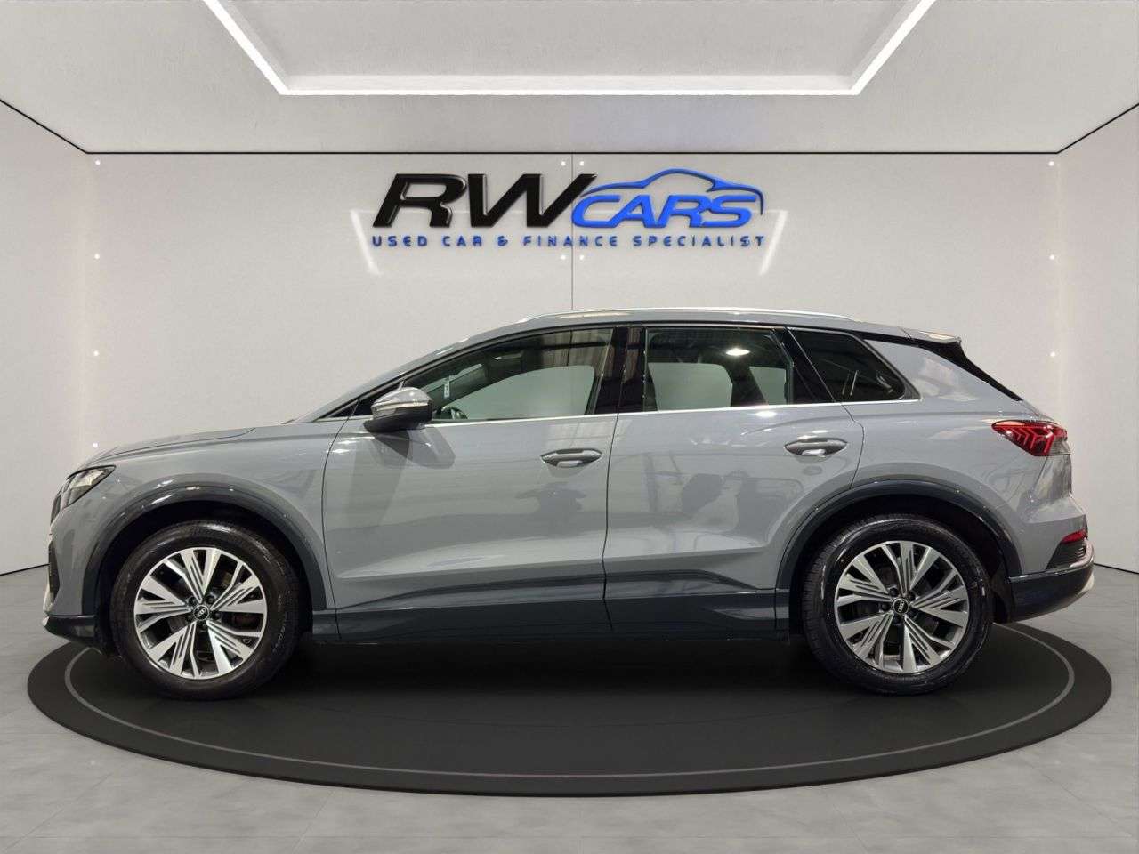 2021 AUDI Q4 E-TRON 2021 AUDI Q4 E-TRON