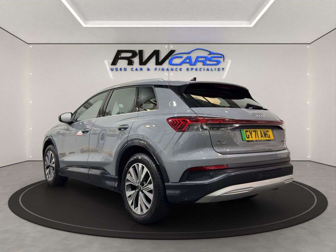 2021 AUDI Q4 E-TRON 2021 AUDI Q4 E-TRON