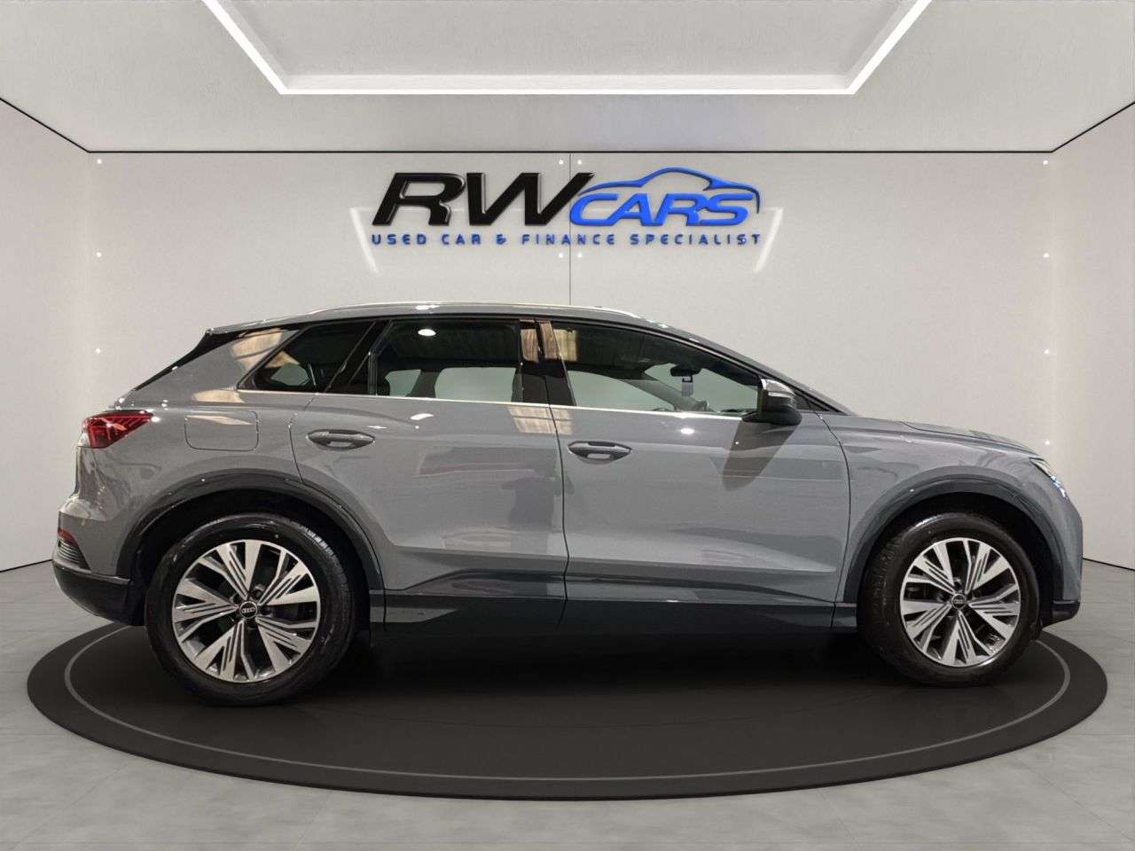 2021 AUDI Q4 E-TRON 2021 AUDI Q4 E-TRON